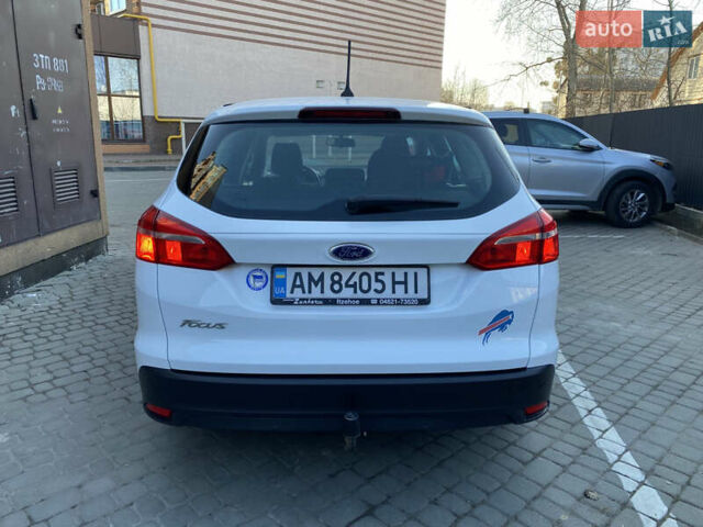 Белый Форд Фокус, объемом двигателя 1.5 л и пробегом 210 тыс. км за 10350 $, фото 22 на Automoto.ua