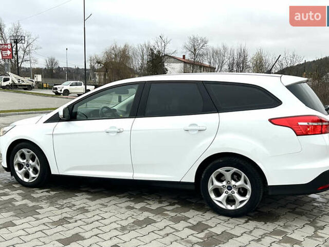 Белый Форд Фокус, объемом двигателя 1.5 л и пробегом 89 тыс. км за 10600 $, фото 4 на Automoto.ua