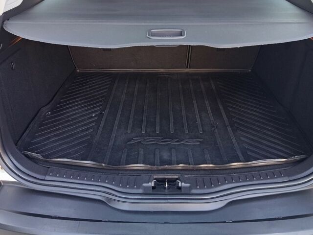 Білий Форд Фокус, об'ємом двигуна 1.5 л та пробігом 276 тис. км за 9500 $, фото 24 на Automoto.ua