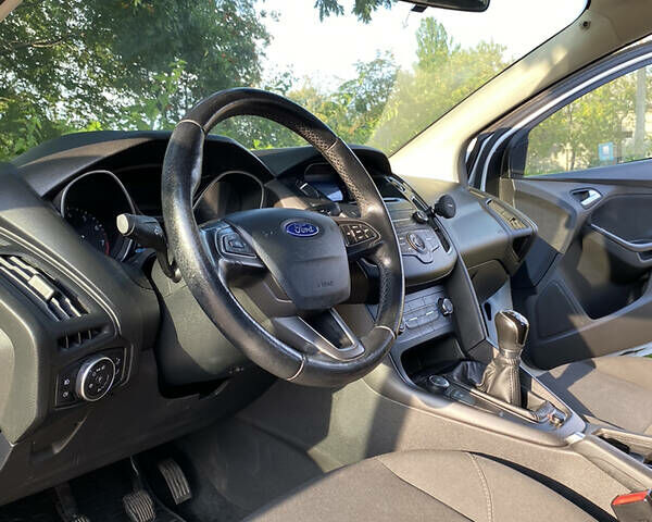 Білий Форд Фокус, об'ємом двигуна 1 л та пробігом 226 тис. км за 6900 $, фото 10 на Automoto.ua