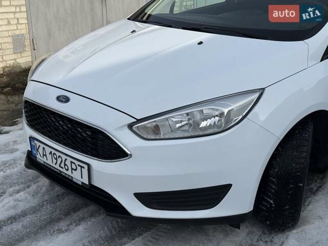 Білий Форд Фокус, об'ємом двигуна 1.6 л та пробігом 135 тис. км за 9700 $, фото 15 на Automoto.ua