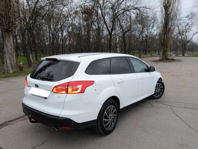 Білий Форд Фокус, об'ємом двигуна 0 л та пробігом 174 тис. км за 8400 $, фото 1 на Automoto.ua