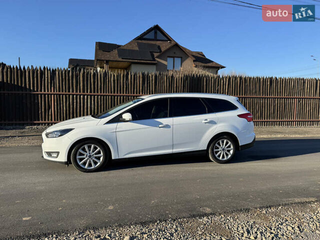 Білий Форд Фокус, об'ємом двигуна 1.5 л та пробігом 121 тис. км за 11700 $, фото 1 на Automoto.ua