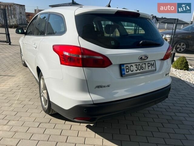 Білий Форд Фокус, об'ємом двигуна 1.5 л та пробігом 280 тис. км за 9250 $, фото 24 на Automoto.ua