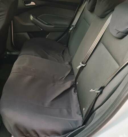 Белый Форд Фокус, объемом двигателя 1 л и пробегом 75 тыс. км за 11600 $, фото 10 на Automoto.ua