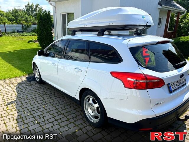 Білий Форд Фокус, об'ємом двигуна 1.6 л та пробігом 80 тис. км за 11500 $, фото 8 на Automoto.ua