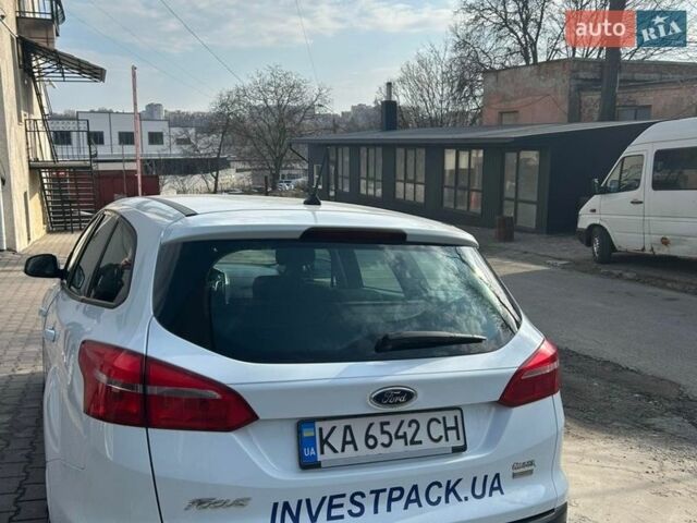 Белый Форд Фокус, объемом двигателя 1 л и пробегом 121 тыс. км за 6300 $, фото 3 на Automoto.ua