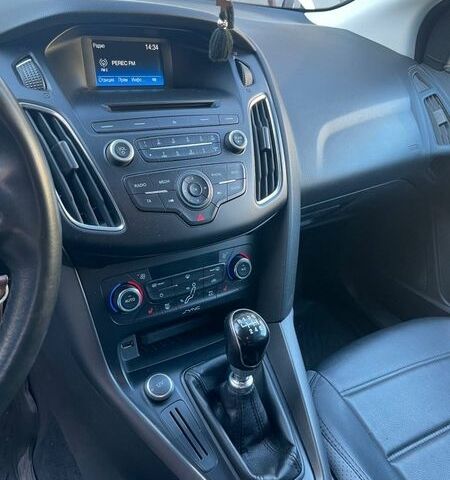 Білий Форд Фокус, об'ємом двигуна 1.5 л та пробігом 65 тис. км за 14999 $, фото 8 на Automoto.ua