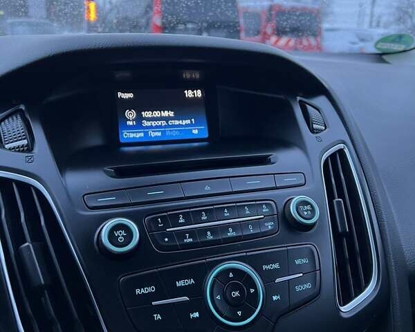 Белый Форд Фокус, объемом двигателя 1.5 л и пробегом 160 тыс. км за 10200 $, фото 23 на Automoto.ua