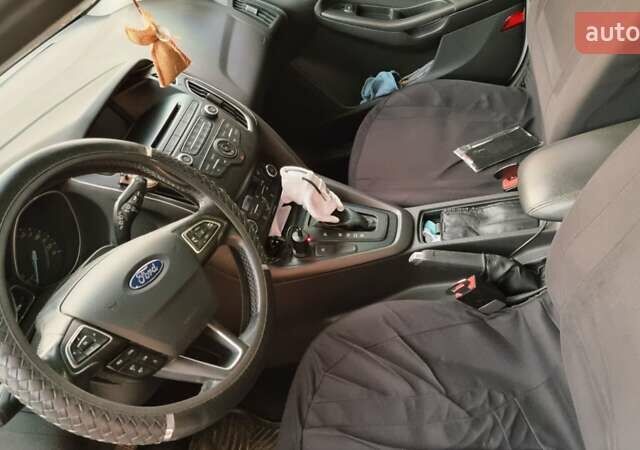 Белый Форд Фокус, объемом двигателя 1 л и пробегом 75 тыс. км за 11600 $, фото 4 на Automoto.ua