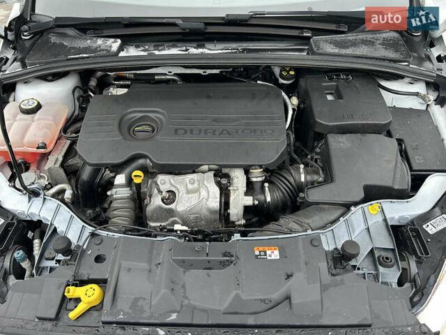 Белый Форд Фокус, объемом двигателя 1.5 л и пробегом 89 тыс. км за 10600 $, фото 21 на Automoto.ua