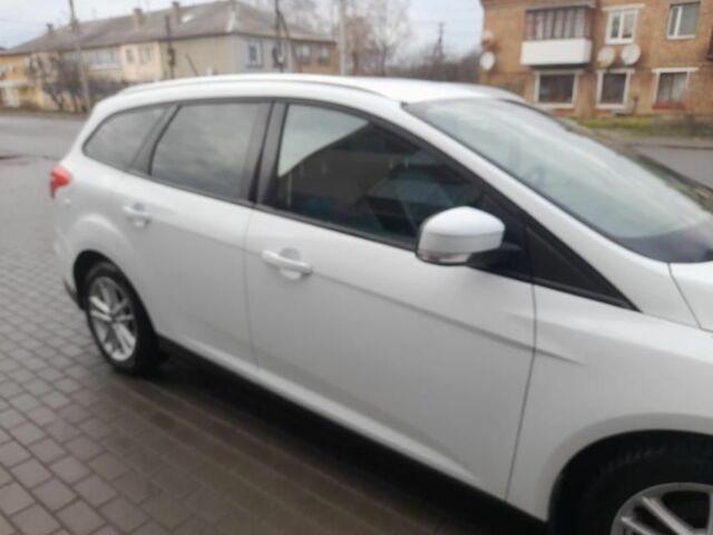 Белый Форд Фокус, объемом двигателя 1.5 л и пробегом 65 тыс. км за 15500 $, фото 2 на Automoto.ua