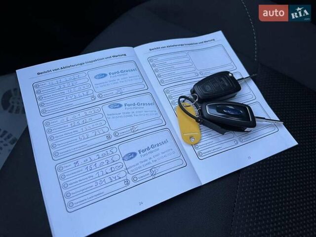 Белый Форд Фокус, объемом двигателя 1.5 л и пробегом 160 тыс. км за 10200 $, фото 13 на Automoto.ua