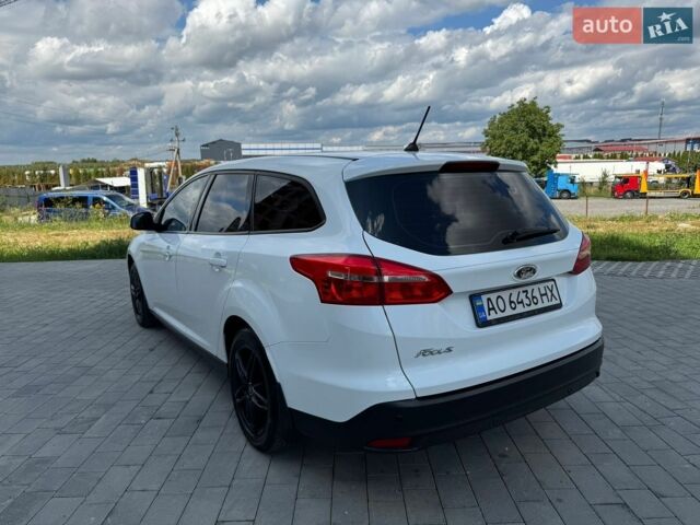 Белый Форд Фокус, объемом двигателя 1.5 л и пробегом 277 тыс. км за 7300 $, фото 7 на Automoto.ua