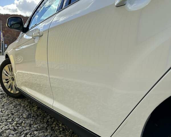 Белый Форд Фокус, объемом двигателя 1.5 л и пробегом 89 тыс. км за 11000 $, фото 17 на Automoto.ua