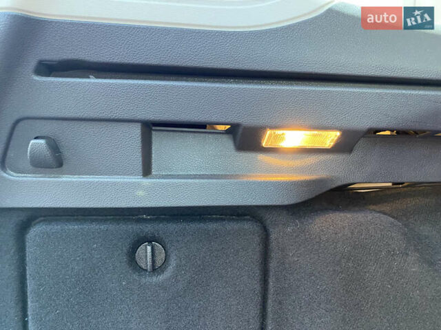 Белый Форд Фокус, объемом двигателя 1.5 л и пробегом 210 тыс. км за 10350 $, фото 31 на Automoto.ua