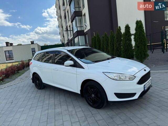 Белый Форд Фокус, объемом двигателя 1.5 л и пробегом 277 тыс. км за 7300 $, фото 16 на Automoto.ua
