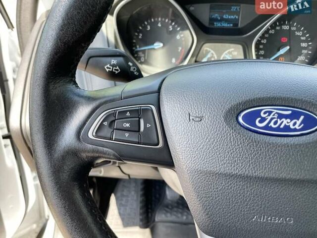 Білий Форд Фокус, об'ємом двигуна 1.6 л та пробігом 156 тис. км за 9700 $, фото 34 на Automoto.ua