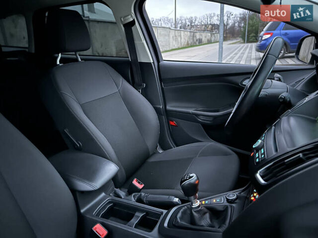 Белый Форд Фокус, объемом двигателя 1.5 л и пробегом 224 тыс. км за 10999 $, фото 89 на Automoto.ua