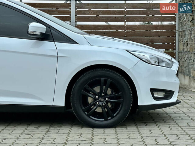 Белый Форд Фокус, объемом двигателя 1.5 л и пробегом 224 тыс. км за 10999 $, фото 36 на Automoto.ua