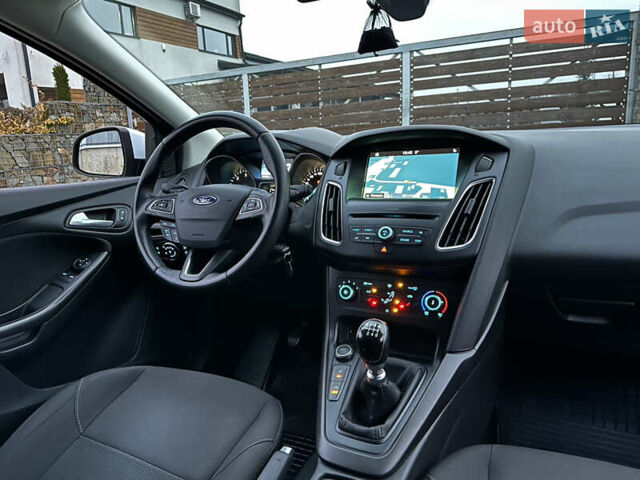 Белый Форд Фокус, объемом двигателя 1.5 л и пробегом 224 тыс. км за 10999 $, фото 74 на Automoto.ua