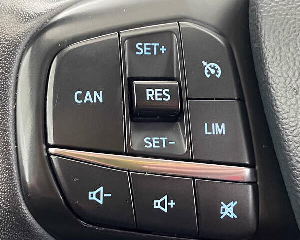 Білий Форд Фокус, об'ємом двигуна 2 л та пробігом 180 тис. км за 14950 $, фото 9 на Automoto.ua