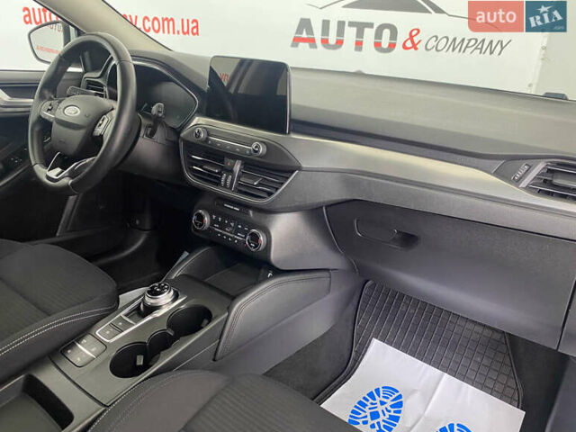 Білий Форд Фокус, об'ємом двигуна 2 л та пробігом 180 тис. км за 14950 $, фото 15 на Automoto.ua