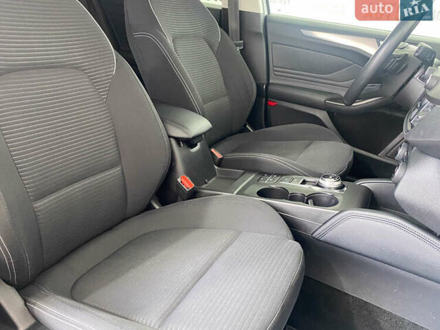 Білий Форд Фокус, об'ємом двигуна 2 л та пробігом 180 тис. км за 14950 $, фото 8 на Automoto.ua