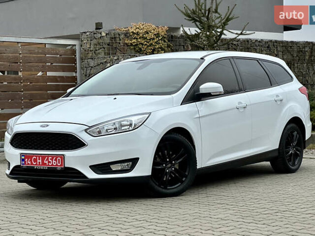 Белый Форд Фокус, объемом двигателя 1.5 л и пробегом 224 тыс. км за 10999 $, фото 3 на Automoto.ua