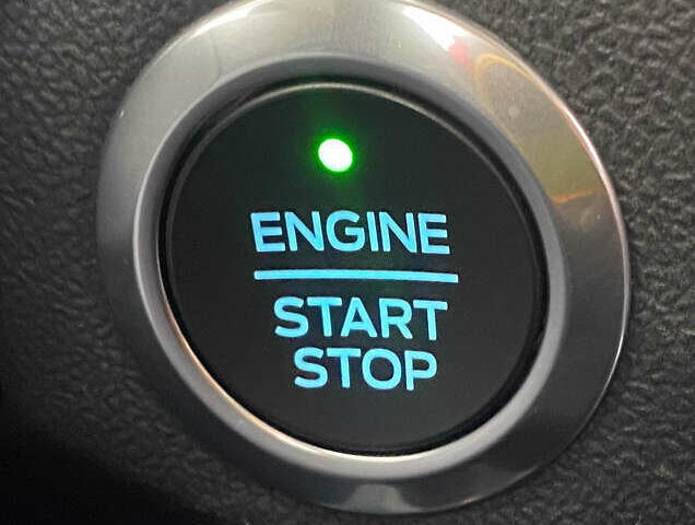 Білий Форд Фокус, об'ємом двигуна 2 л та пробігом 180 тис. км за 14950 $, фото 21 на Automoto.ua