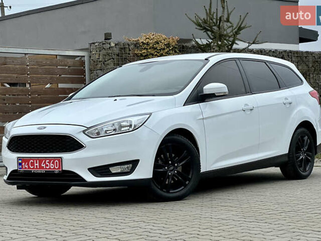 Белый Форд Фокус, объемом двигателя 1.5 л и пробегом 224 тыс. км за 10999 $, фото 6 на Automoto.ua