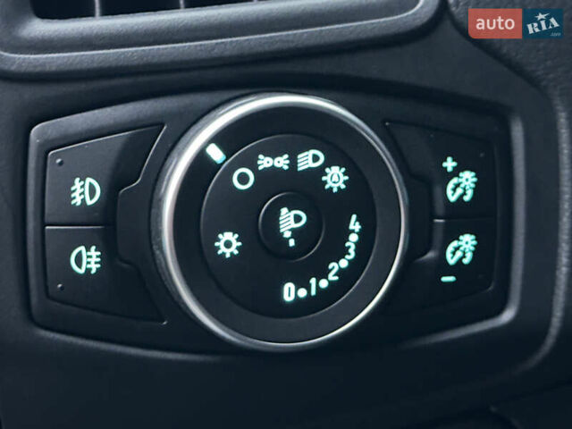 Белый Форд Фокус, объемом двигателя 1.5 л и пробегом 224 тыс. км за 10999 $, фото 59 на Automoto.ua