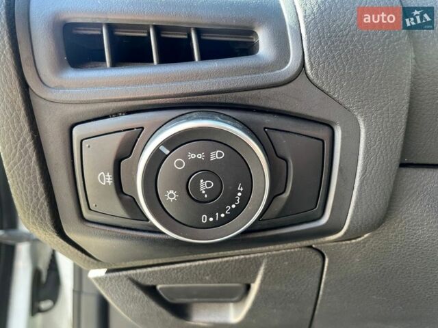 Белый Форд Фокус, объемом двигателя 1.6 л и пробегом 102 тыс. км за 10700 $, фото 34 на Automoto.ua