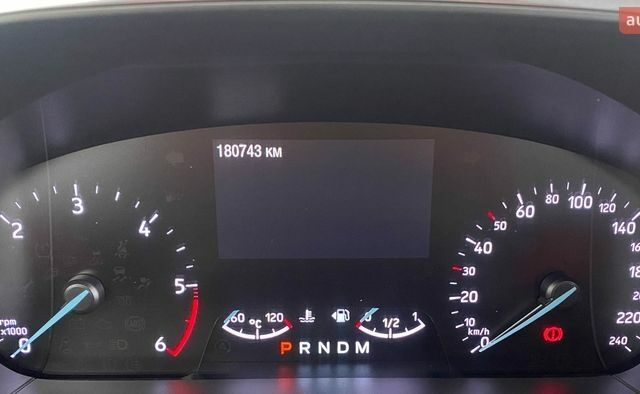 Білий Форд Фокус, об'ємом двигуна 2 л та пробігом 180 тис. км за 14250 $, фото 14 на Automoto.ua