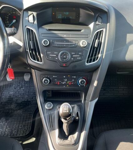 Белый Форд Фокус, объемом двигателя 1.6 л и пробегом 102 тыс. км за 10700 $, фото 40 на Automoto.ua