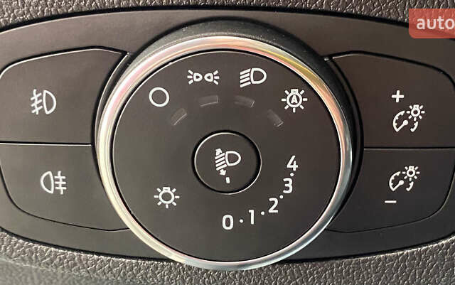 Білий Форд Фокус, об'ємом двигуна 2 л та пробігом 180 тис. км за 14950 $, фото 18 на Automoto.ua