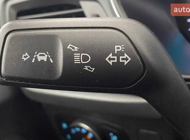 Білий Форд Фокус, об'ємом двигуна 2 л та пробігом 180 тис. км за 14950 $, фото 16 на Automoto.ua