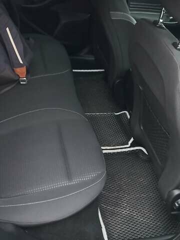 Белый Форд Фокус, объемом двигателя 2 л и пробегом 194 тыс. км за 14800 $, фото 5 на Automoto.ua