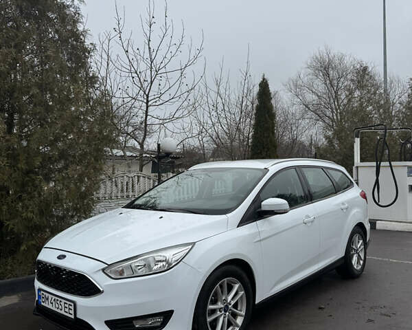 Белый Форд Фокус, объемом двигателя 1.5 л и пробегом 190 тыс. км за 11000 $, фото 2 на Automoto.ua