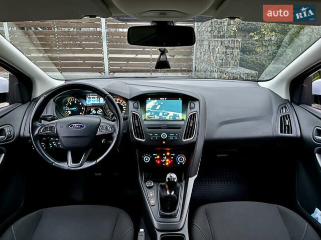 Белый Форд Фокус, объемом двигателя 1.5 л и пробегом 224 тыс. км за 10999 $, фото 55 на Automoto.ua