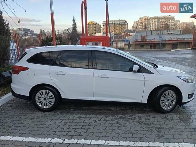 Белый Форд Фокус, объемом двигателя 1.5 л и пробегом 228 тыс. км за 9100 $, фото 18 на Automoto.ua