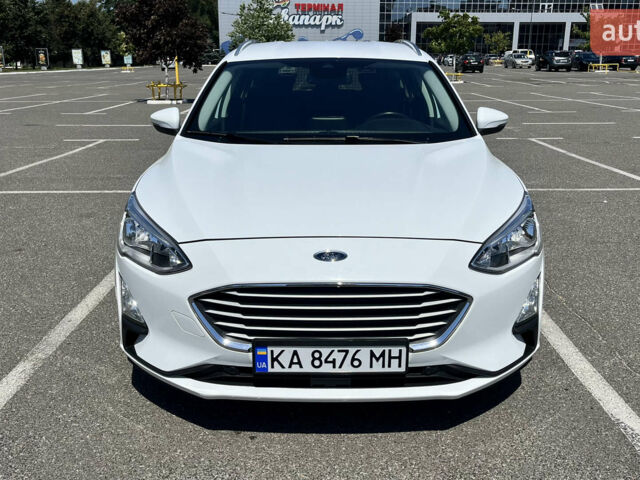 Білий Форд Фокус, об'ємом двигуна 1.5 л та пробігом 175 тис. км за 14500 $, фото 1 на Automoto.ua