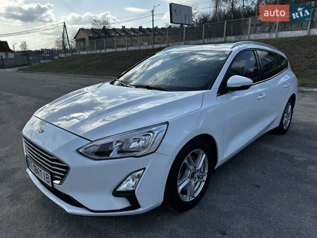 Білий Форд Фокус, об'ємом двигуна 1.5 л та пробігом 186 тис. км за 13100 $, фото 6 на Automoto.ua