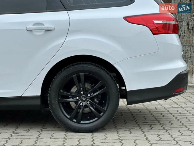 Белый Форд Фокус, объемом двигателя 1.5 л и пробегом 224 тыс. км за 10999 $, фото 17 на Automoto.ua