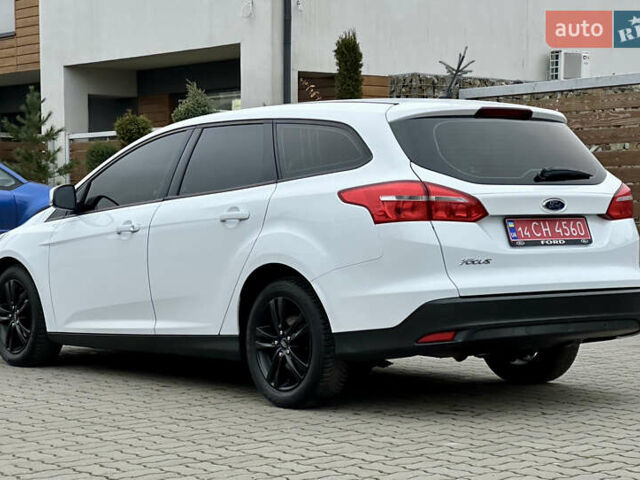 Белый Форд Фокус, объемом двигателя 1.5 л и пробегом 224 тыс. км за 10999 $, фото 24 на Automoto.ua