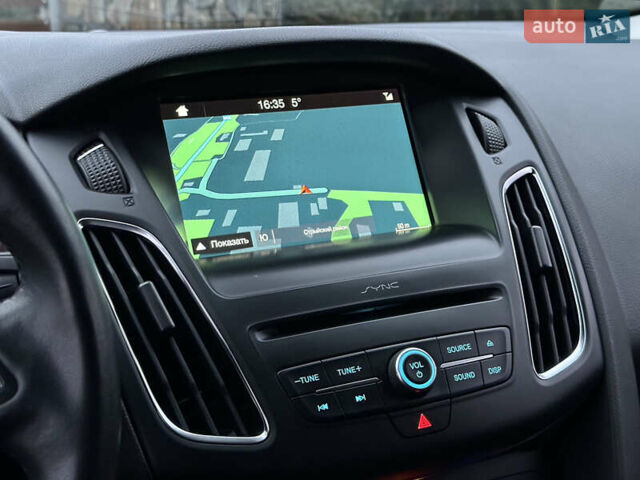 Белый Форд Фокус, объемом двигателя 1.5 л и пробегом 224 тыс. км за 10999 $, фото 68 на Automoto.ua