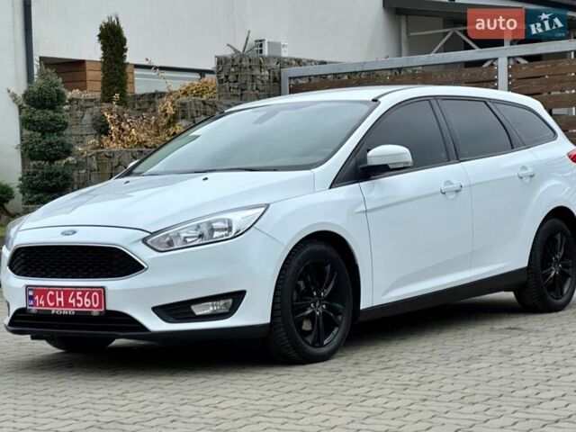 Белый Форд Фокус, объемом двигателя 1.5 л и пробегом 224 тыс. км за 10800 $, фото 40 на Automoto.ua