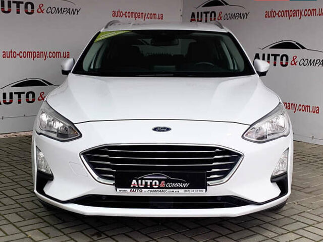 Білий Форд Фокус, об'ємом двигуна 2 л та пробігом 180 тис. км за 14950 $, фото 1 на Automoto.ua
