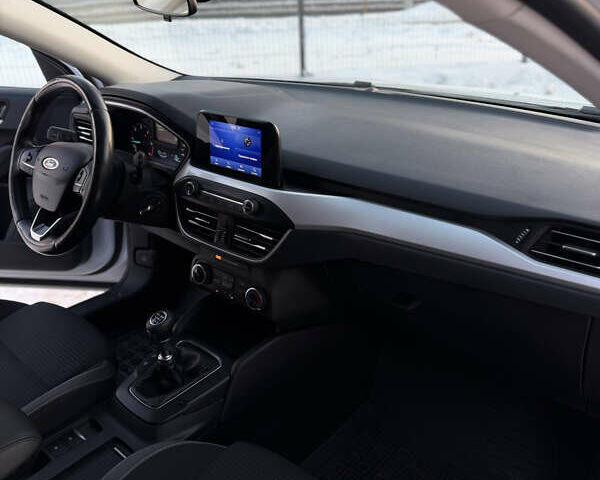 Белый Форд Фокус, объемом двигателя 1.5 л и пробегом 239 тыс. км за 11700 $, фото 8 на Automoto.ua