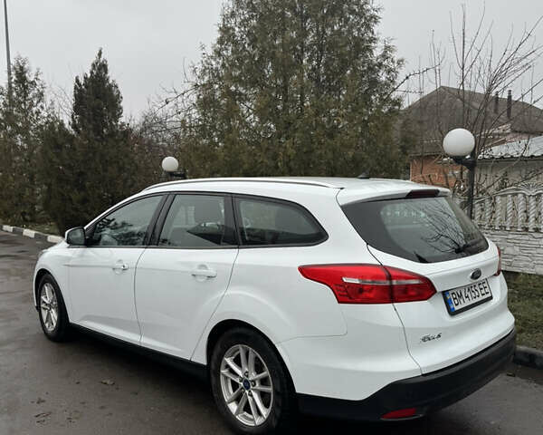 Белый Форд Фокус, объемом двигателя 1.5 л и пробегом 190 тыс. км за 11000 $, фото 3 на Automoto.ua
